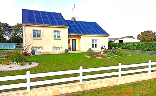Farm Ranch in Saint-Mars-la-Jaille, Vallons-de-L'Erdre, France 1