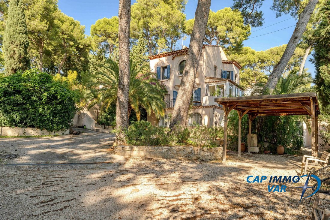 Villa à La Ciotat, Provence-Alpes-Côte d'Azur, France 2 - 19149739