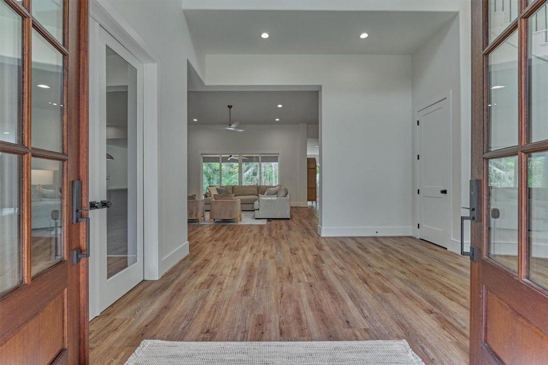 House in Montgomery, Texas, United States 5 - 19150414