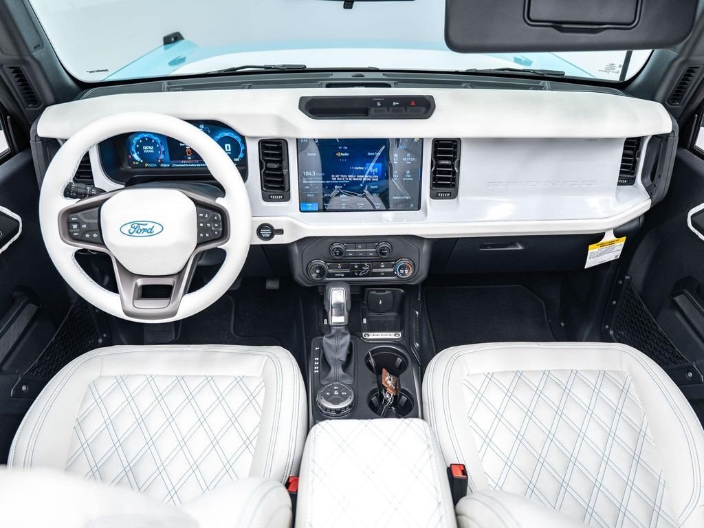 Ford Bronco 4X4 in Fort Lauderdale, FL, United States 4 - 19150628