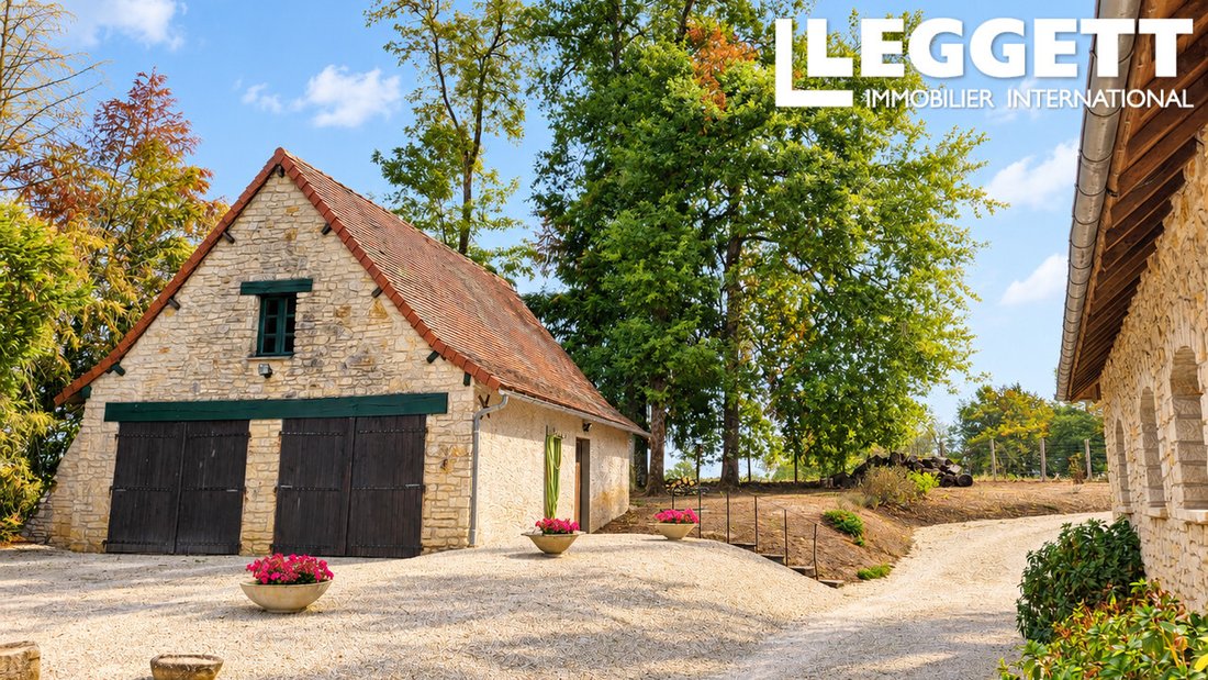 Villa in Thiviers, Nouvelle-Aquitaine, France 3 - 19150860