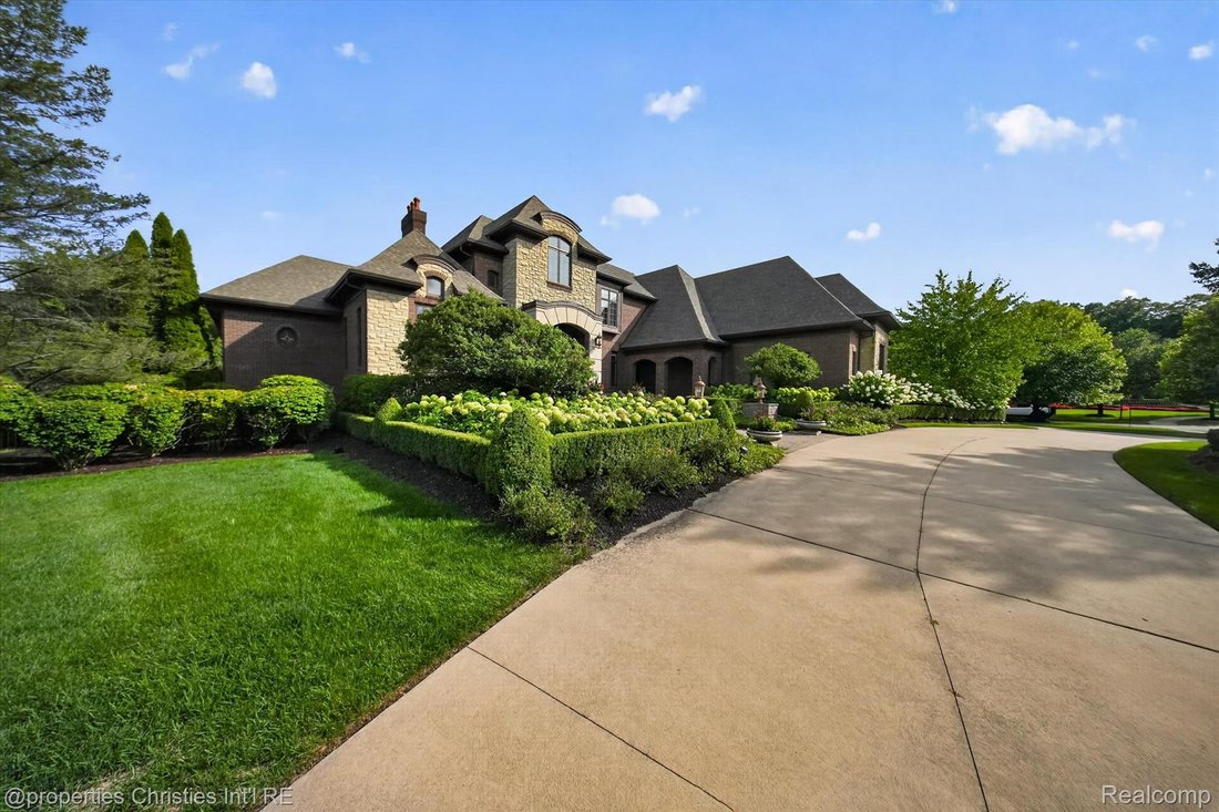 Maison à Novi, Michigan, États-Unis 2 - 19151075