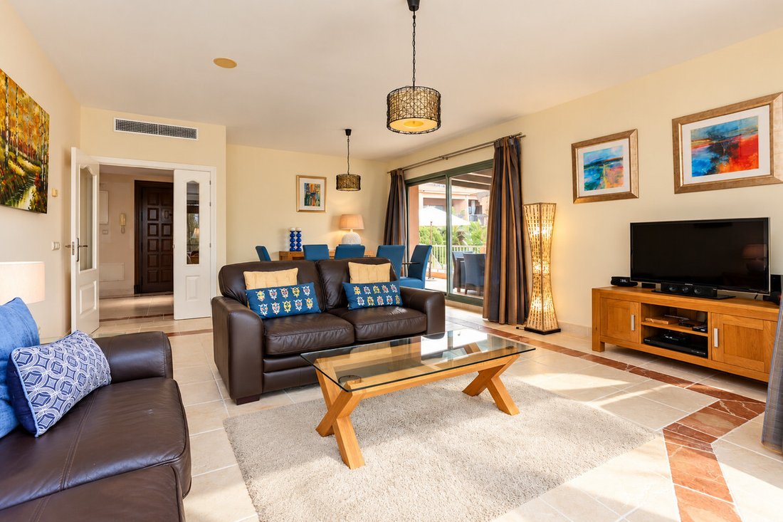 Penthouse in Estepona, Andalusia, Spain 3 - 19150282