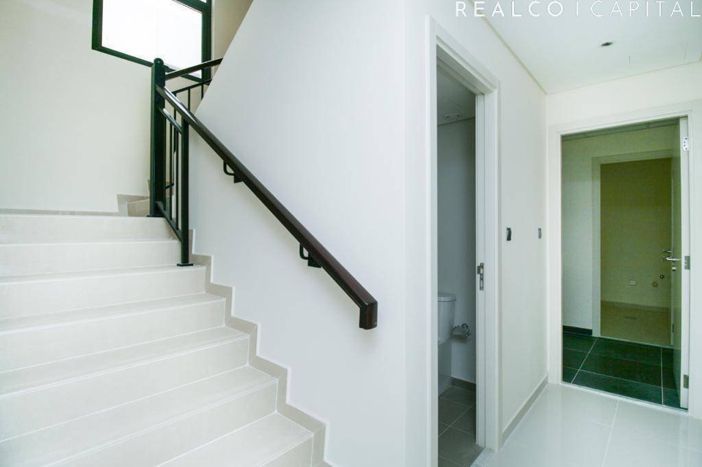 Townhouse in Damac Hills 2, Dubai, United Arab Emirates 5 - 19150418