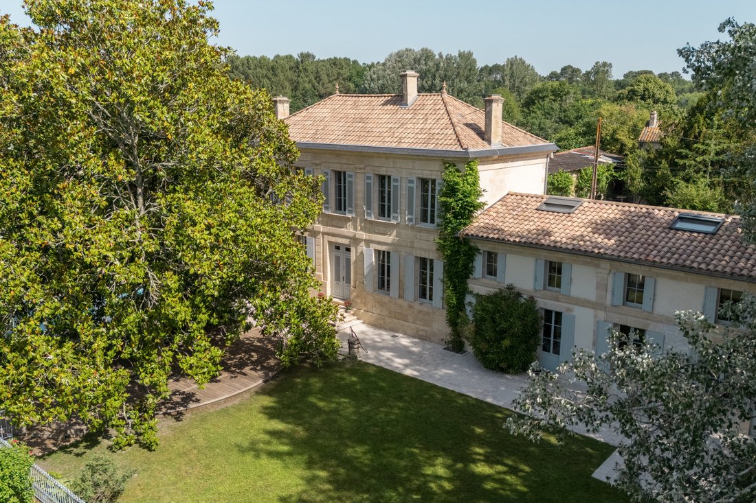 Haus in Saint-Vivien-de-Blaye, Neu-Aquitanien, Frankreich 1 - 19150947