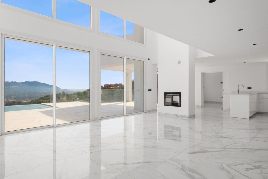 Villa in Elviria-Cabopino, Marbella, Spain 4 - 19150406