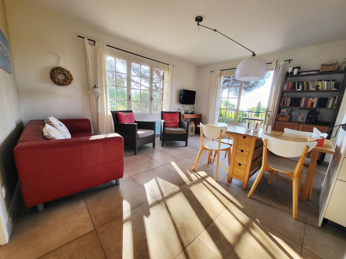 Appartement à La Croix-Valmer, Provence-Alpes-Côte d'Azur, France 4 - 19150476
