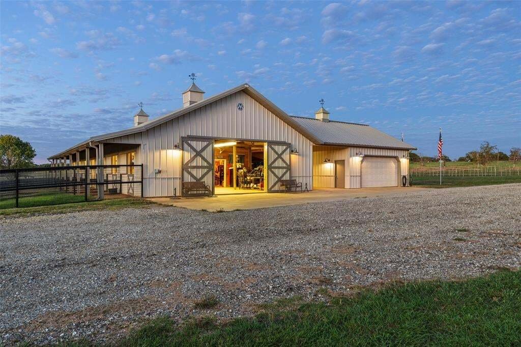 House in Weatherford, Texas, United States 2 - 19150264