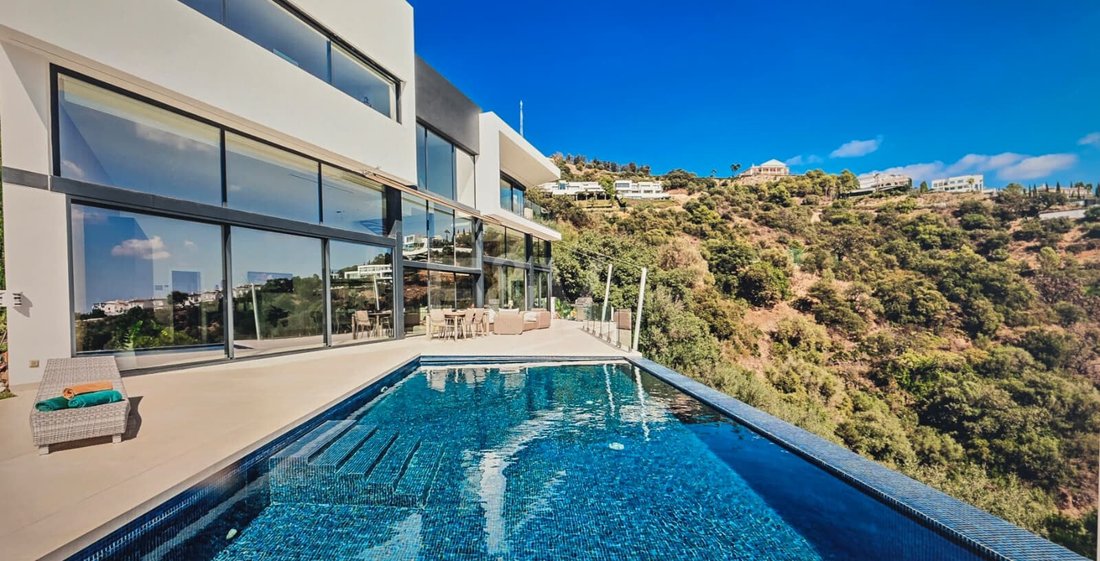 Villa in Marbella, Andalusien, Spanien 5 - 19149968