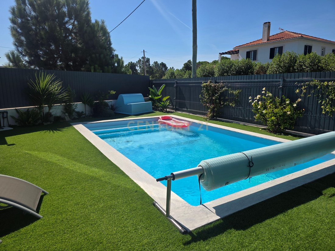 Villa in Lagoa De Albufeira, Setubal, Portugal 1 - 19150874