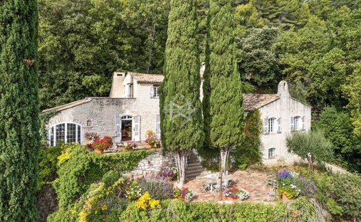 Villa en Tourrettes-sur-Loup, Provenza-Alpes-Costa Azul, Francia 1
