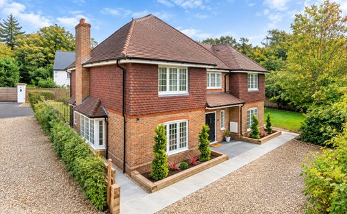 Haus in Hook Heath, Woking, England 1