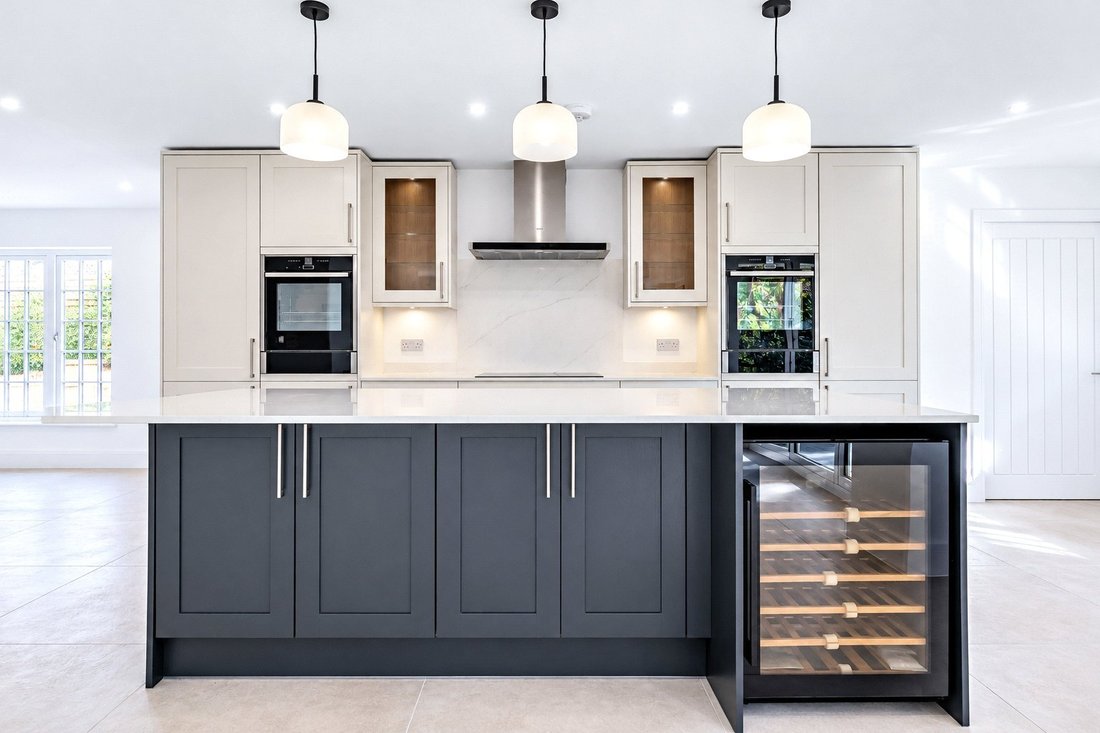 Casa a Hook Heath, Woking, Inghilterra 5 - 16941578