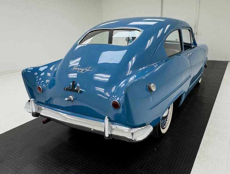 Sedan in Morgantown, United States 5 - 19150306