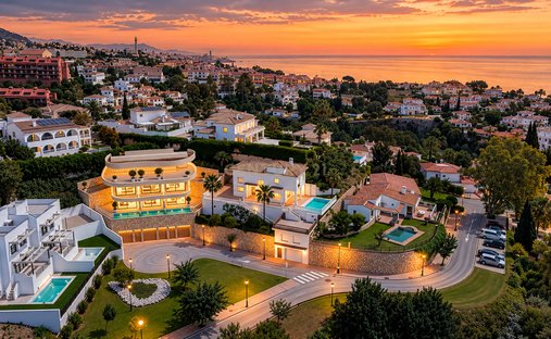 Villa in Fuengirola, Andalusia, Spain 1