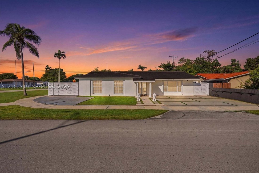 House in Miami, Florida, United States 1 - 19150080