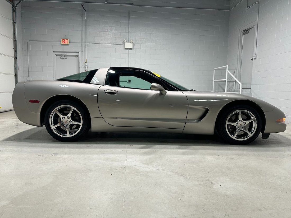 Coupe in Carol Stream, IL, United States 2 - 19150591