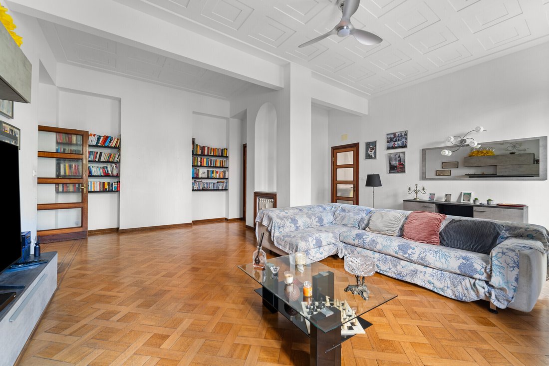 Apartment in Medio Levante, Genoa, Liguria 3 - 19150381