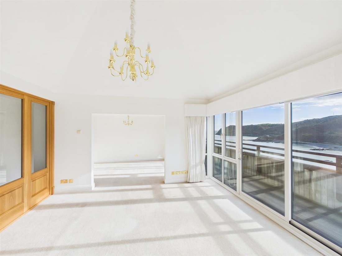 Penthouse in Jersey, Saint Lawrence, Jersey 3 - 15009618