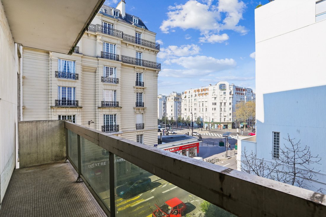 Apartment in La Fourche-Guy Môquet, Paris 17e Arrondissement, Paris 4 - 19149778