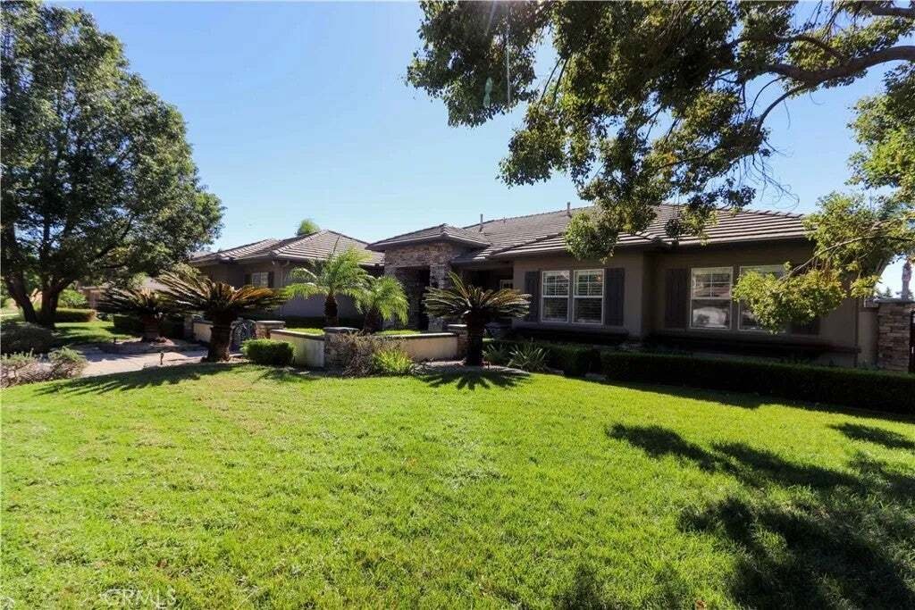 Maison à Rancho Cucamonga, Californie, États-Unis 3 - 19150204