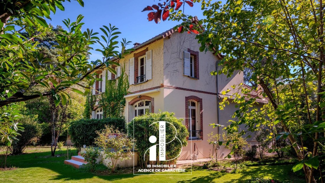 House in Arrondissement of Fontainebleau, Ile-de-France, France 1 - 18824943