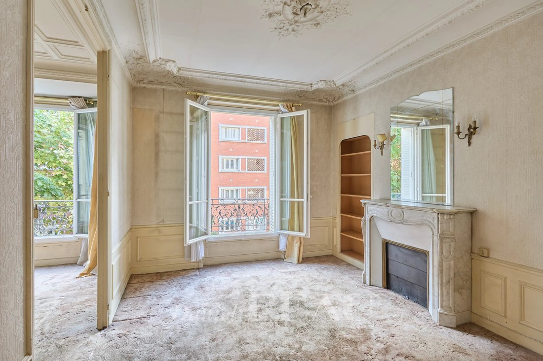 Apartment in Courcelles-Wagram, Paris 17e Arrondissement, Paris 5 - 19150722