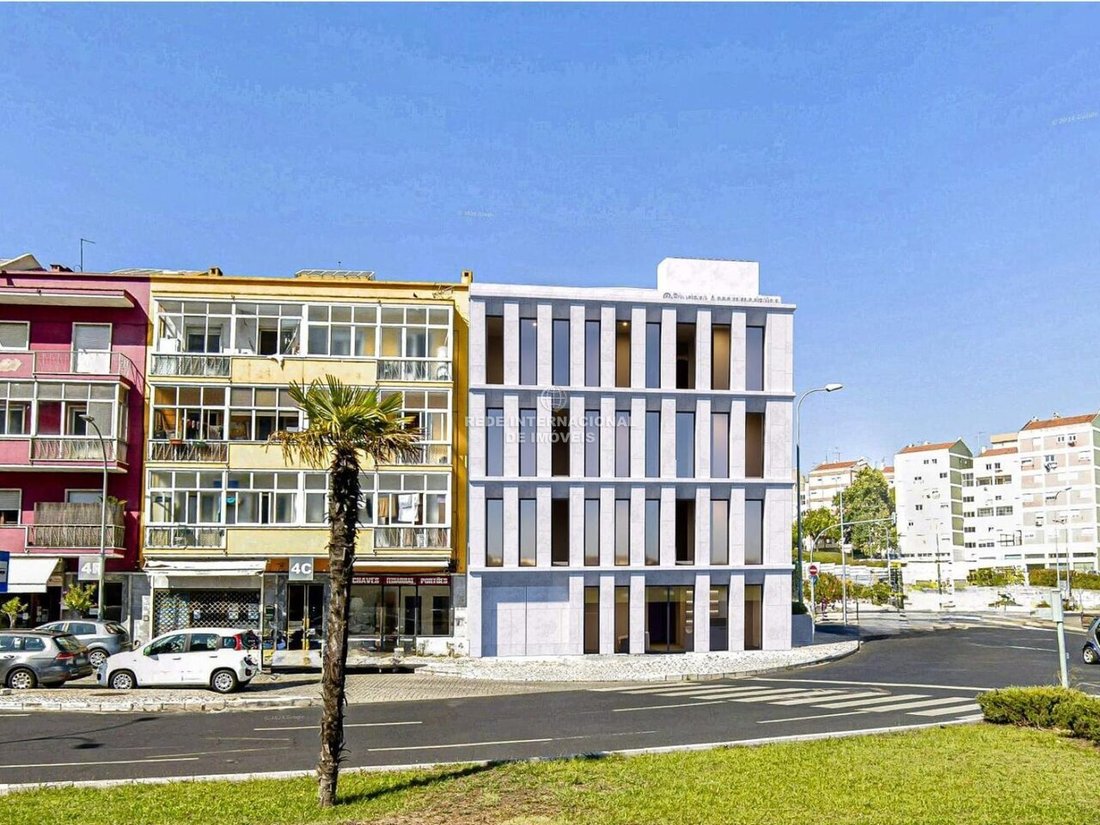 Estate in Falagueira-Venda Nova, Lisbon, Portugal 1 - 19151027