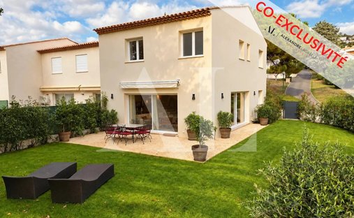 Villa in Saint Maymes-Lauvert, Antibes, Frankreich 1