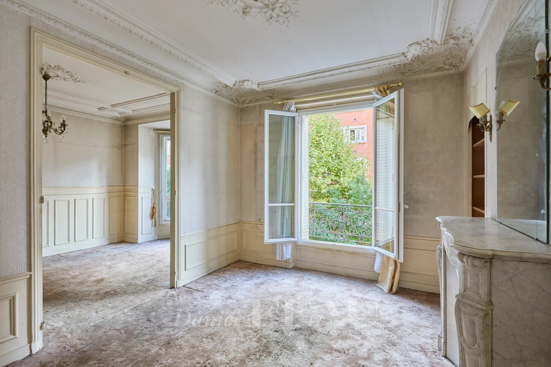 Apartment in Courcelles-Wagram, Paris 17e Arrondissement, Paris 2 - 19150722