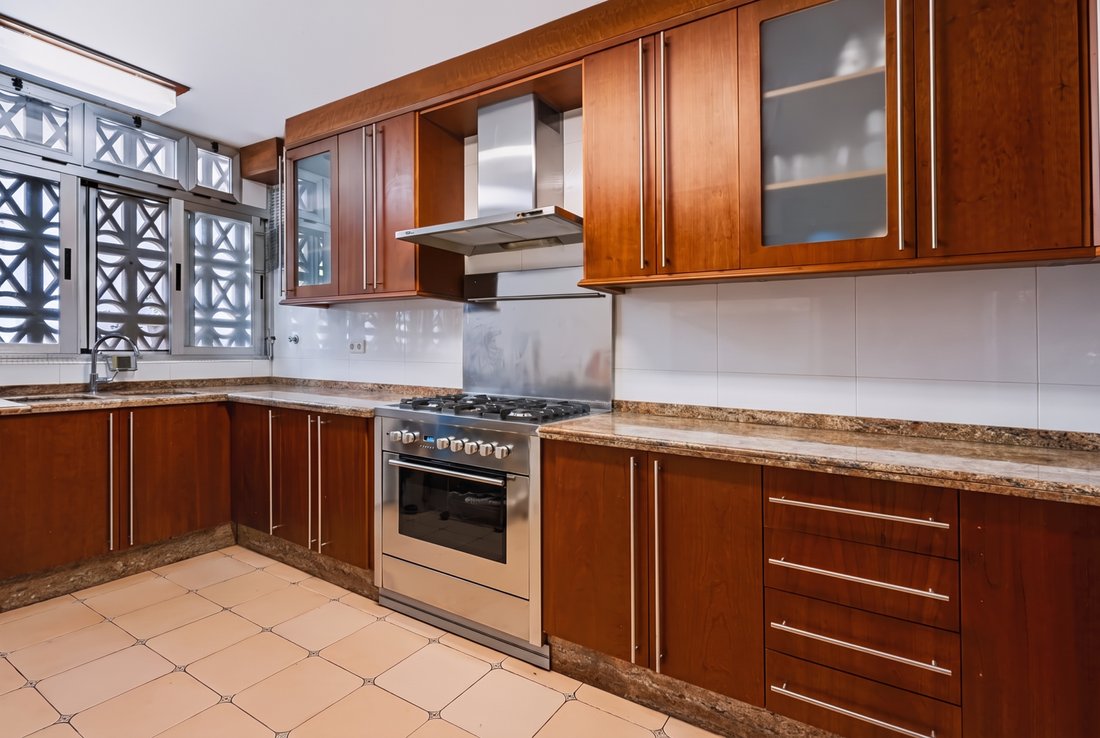 Apartamento en Nueva Andalucía, Marbella, España 3 - 19151051