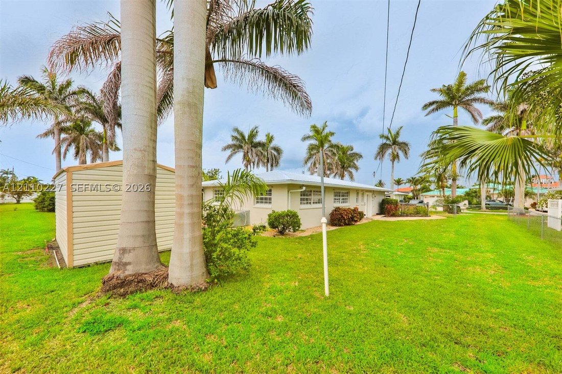 Casa a Cape Coral, Florida, Stati Uniti 3 - 19150074