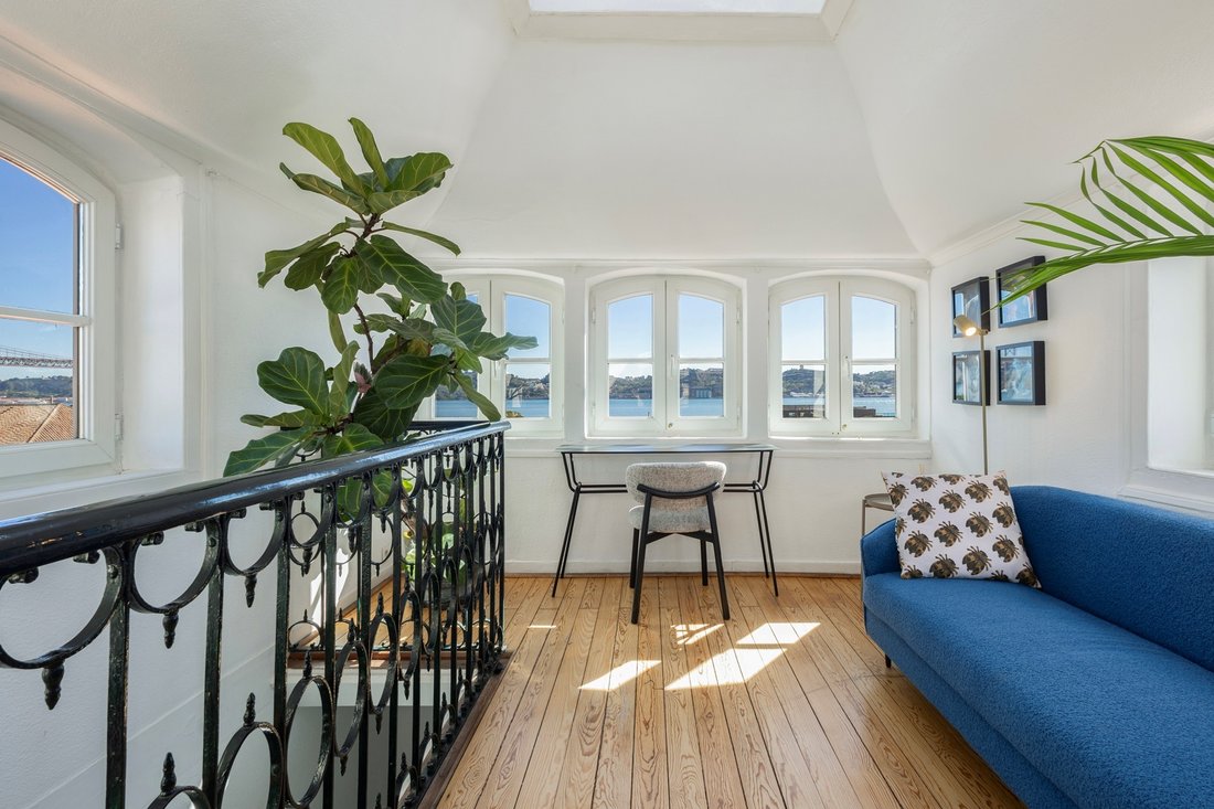 Apartment in Arroios, Lisbon, Portugal 1 - 19149765