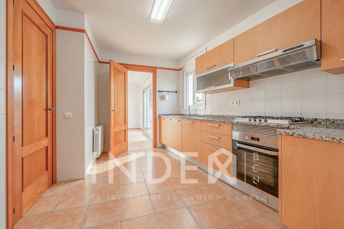 Chalet in Sant Pere de Ribes, Catalonia, Spain 5 - 19150299