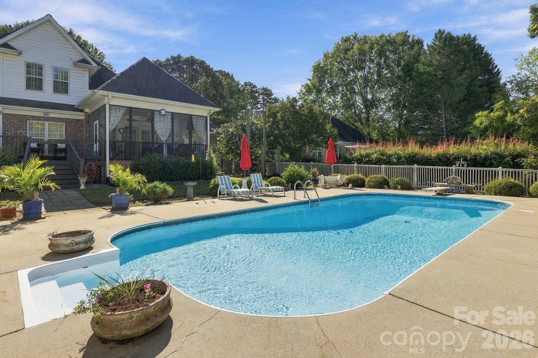 House in Gastonia, North Carolina, United States 4 - 19150016