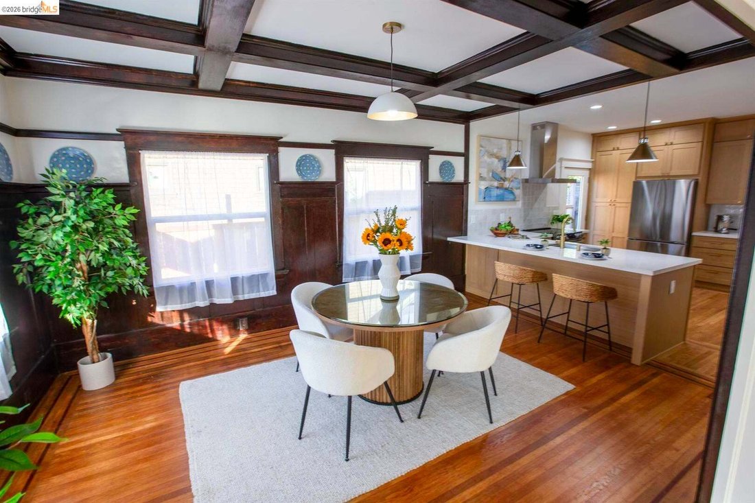 House in Oakland, California, United States 3 - 19150125