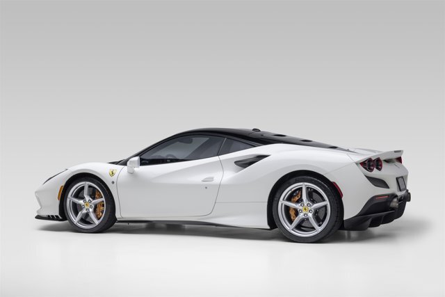 Coupe in Newport Beach, CA, United States 4 - 19150826