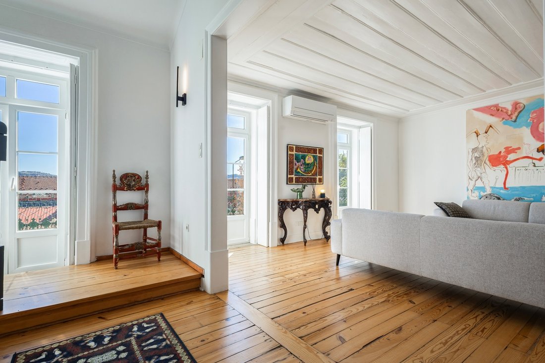 Apartment in Arroios, Lisbon, Portugal 5 - 19149765