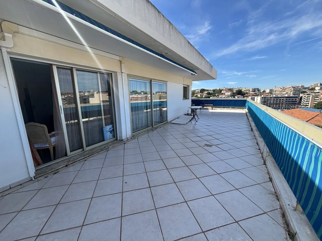 Appartamento a Lagare, Antibes, Francia 5 - 19150588