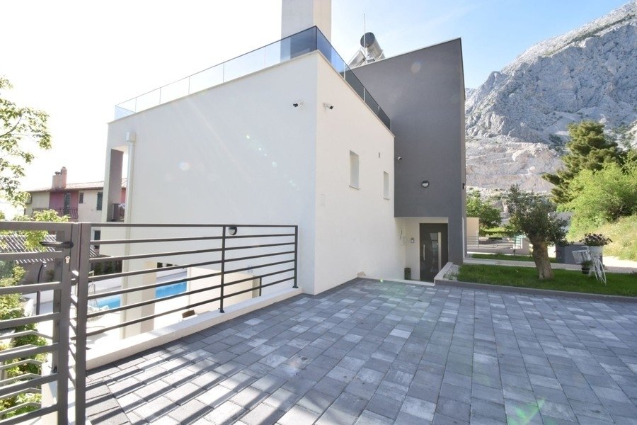 Villa in Baška Voda, Gespanschaft Split-Dalmatien, Kroatien 4 - 19150558
