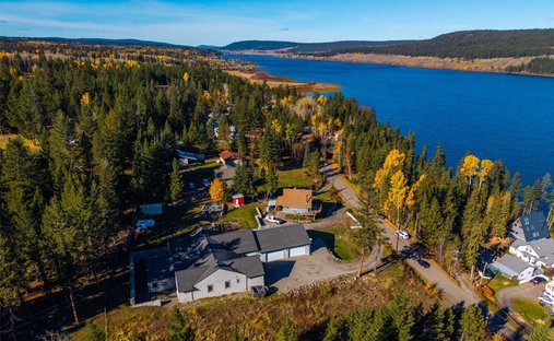 Haus in 100 Mile House, Britisch-Kolumbien, Kanada 1