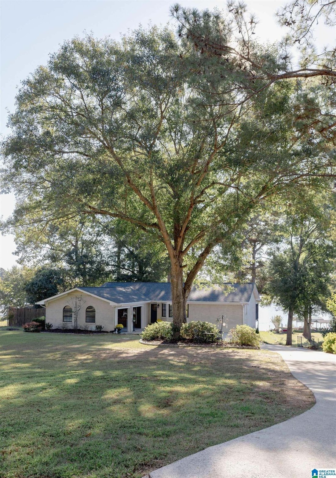House in Riverside, Alabama, United States 1 - 19149925