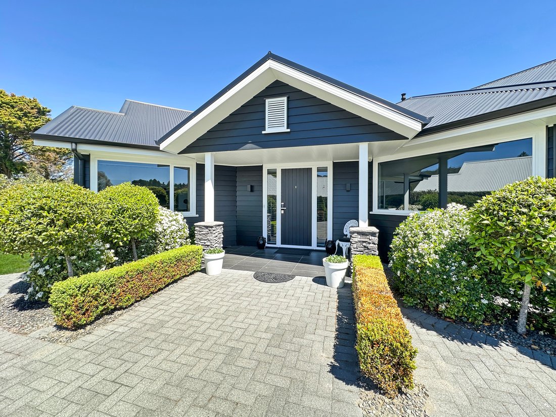 Kinloch, Waikato, New Zealand 5 - 19149771