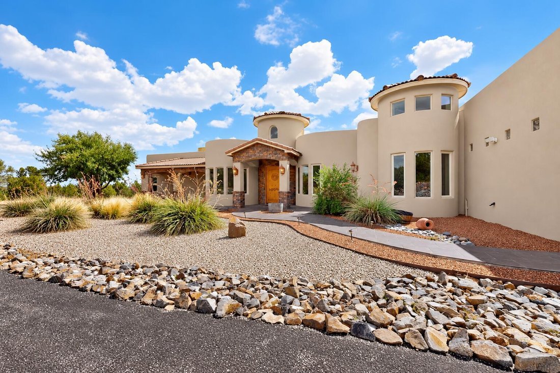 House in Tijeras, New Mexico, United States 5 - 18768182