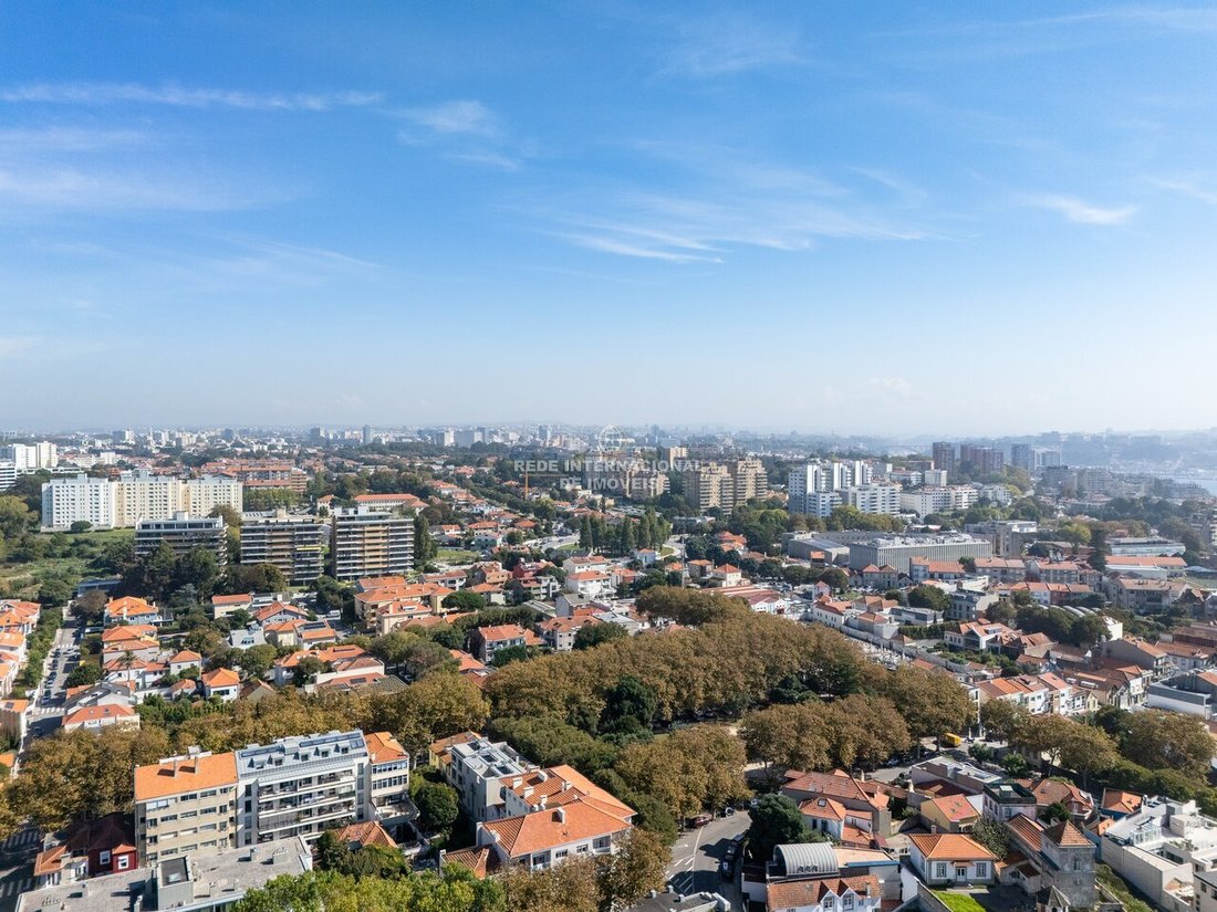Estate in Aldoar, Foz do Douro e Nevogilde, Porto District, Portugal 3 - 19151456