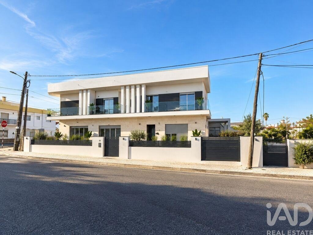 Townhouse in Fernao Ferro, Setubal, Portugal 4 - 19151612