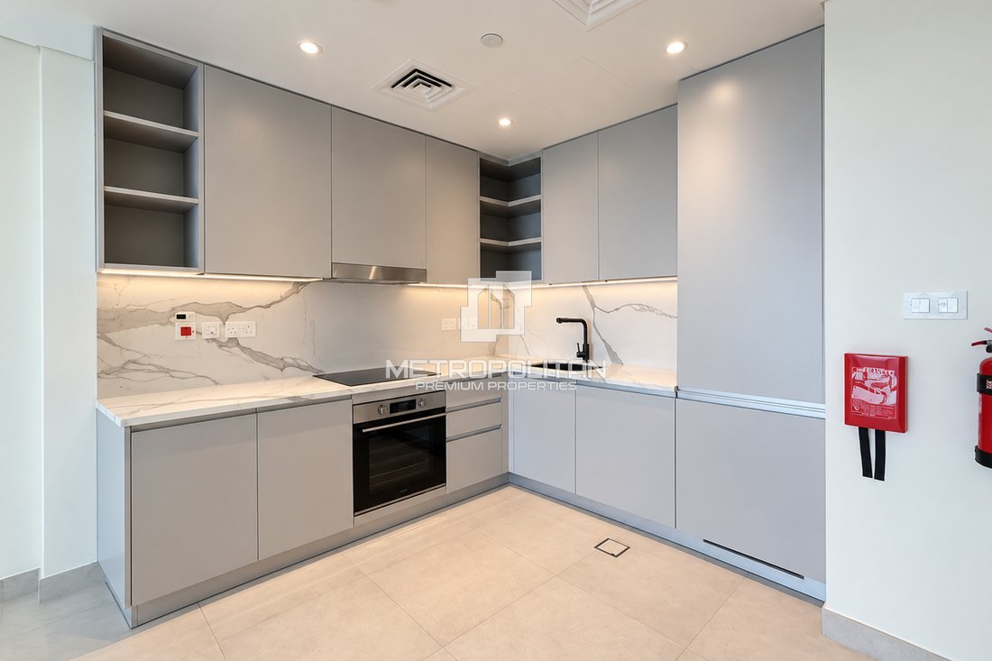 Apartment in Umm Suqeim, Dubai, United Arab Emirates 4 - 19151551