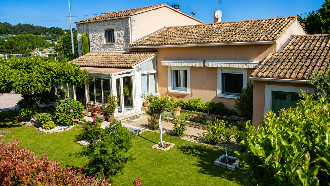 Villa in Arrondissement of Nimes, Occitania, France 1 - 19151614