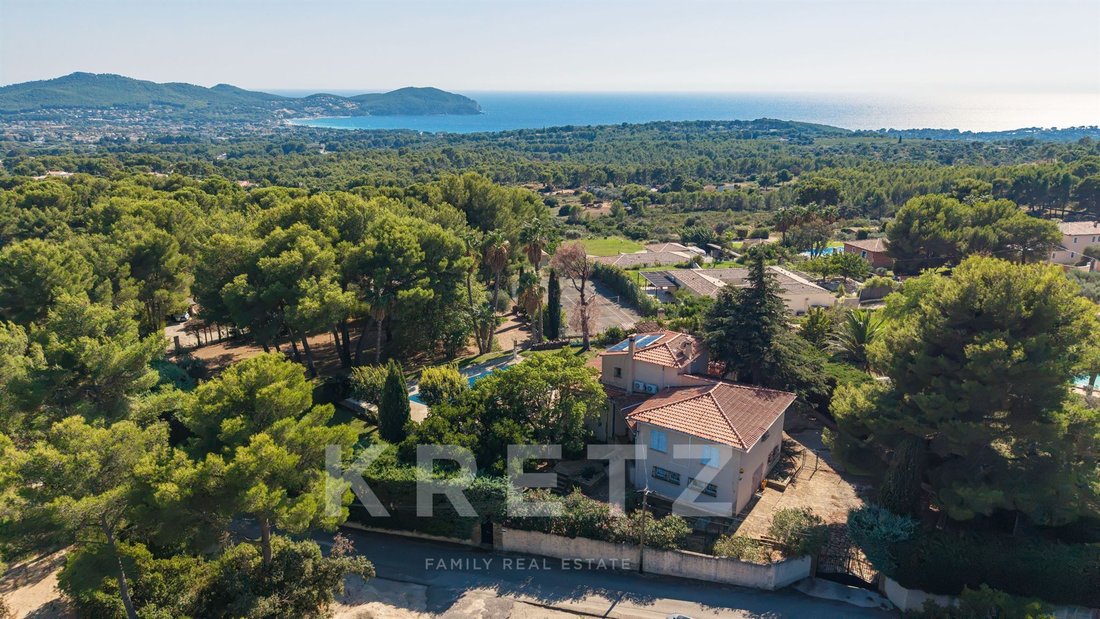 House in La Cadiere-d'Azur, Provence-Alpes-Côte d'Azur, France 4 - 19151621