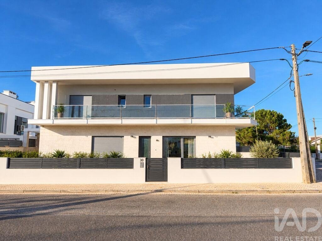 House in Fernao Ferro, Setubal, Portugal 1 - 19151552